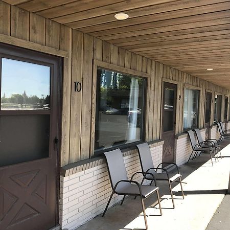Aqua Aire Inn & Suites Миноккуа Экстерьер фото